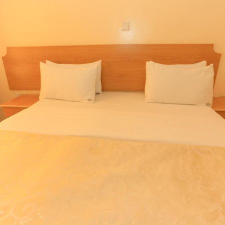 Faraja Hotel Рухенгери Екстериор снимка