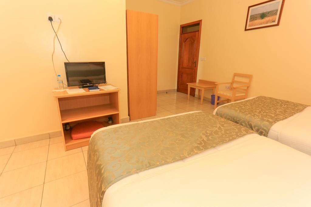 Faraja Hotel Рухенгери Екстериор снимка